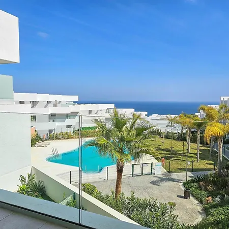 Modern 3 Bedroom With Amazing Facilities Apartment Manilva