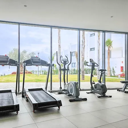 Modern 3 Bedroom With Amazing Facilities *